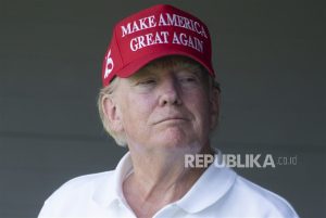 Restoran Ini Dihujani Komentar Negatif Setelah Dikunjungi Donald Trump