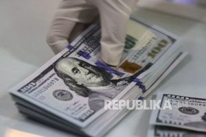 Rupiah Menguat Dipengaruhi Antisipasi Investor Terkait Data Inflasi RI