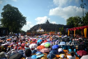 Waisak di Candi Borobudur | Republika Online