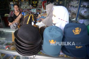 Penjualan Seragam Sekolah di Yogyakarta Meningkat