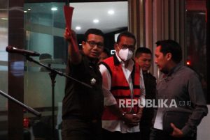 Tersangkut Kasus Korupsi Rp 5,7 Triliun, Windu Aji Sutanto Ditahan Kejagung