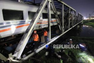 Usai Tabrakan, Dua Jalur Kereta di Kota Semarang Sudah Bisa Dilalui