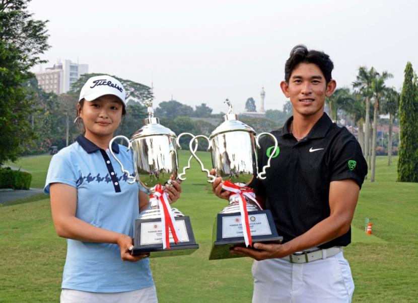 Atlet Indonesia Gabriel Hansel Hari dan Elaine Widjaja Juara Amateur Golf Championship