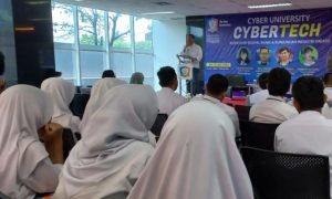 Bangun Kreativitas dan Inovasi, Cyber University Hadirkan Cybertech Untuk Generasi Muda