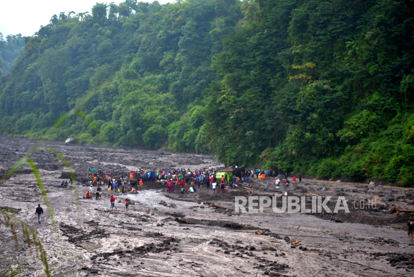 Banjir Lahar Dingin Semeru Sebabkan Lima Jembatan Terputus, Ini Daftarnya