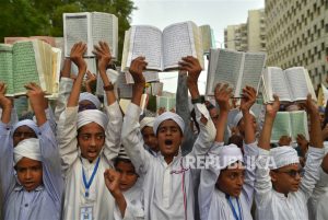 Belajar dari Kasus Sebelumnya, Swedia Mulai Pertimbangkan Larangan Penodaan Alquran