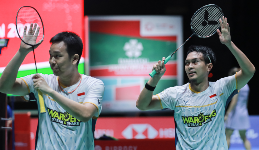 Dalam jadwal siaran Japan Open 2023 hari ini di babak perempat final, akan terjadi perang saudara antara Fajar Alfian/Muhammad Rian Ardianto melawan Hendra Setiawan/Mohammad Ahsan.