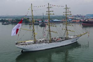 KRI Bima Suci Kapal Terbaik di Ajang Tall Ship Race Norwegia