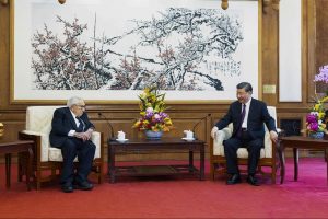 Kunjungi Cina, Xi Jinping Sebut Mantan Menlu AS Henry Kissinger Sebagai Teman Lama