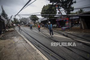 PLN Imbau Masyarakat Laporkan Gangguan Kelistrikan Saat Cuaca Ekstrem