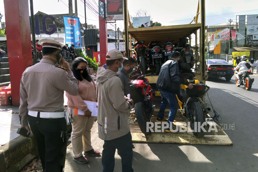 Ratusan Motor Berknalpot Bising Dirazia Polisi karena Ganggu Ketertiban