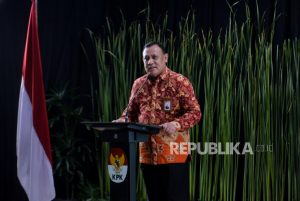 Rombongan TNI Sambangi KPK, Firli Ceramah Antikorupsi di Manado