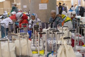 Suami Wafat di Tanah Suci, Soejantini tak Menyangka Pulang Haji Sendiri