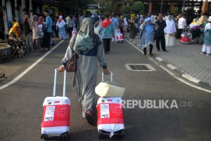 Tak Ada Kompromi, Koper Jamaah Haji Berisikan Air Zamzam akan Dibongkar