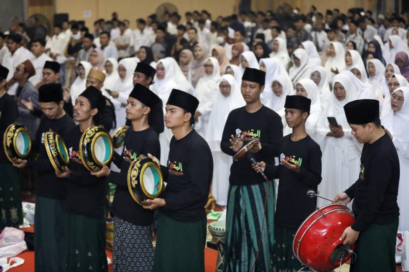 Warga Antusias Ikuti ‘Lebak Bershalawat’, Harap Kedamaian Selalu Ada di Indonesia