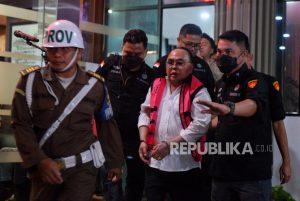 Kejaksaan Agung Tangkap Anggota Komisi I DPR
