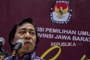 Sah! Komedian Komeng Ganti Nama Demi Nyaleg