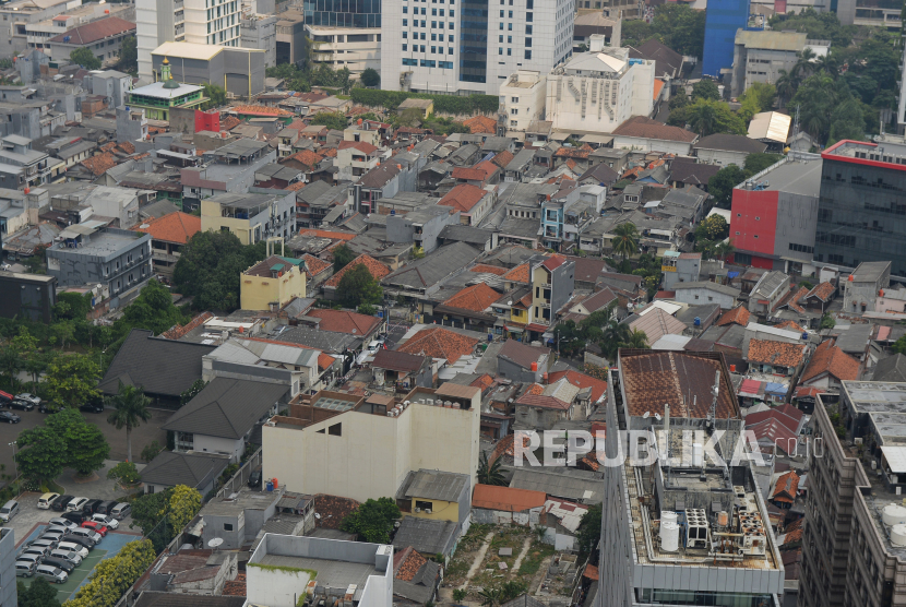 Uji Emisi Kendaraan Dinilai Lebih Efektif Dibanding WFH untuk Tangani Polusi Udara