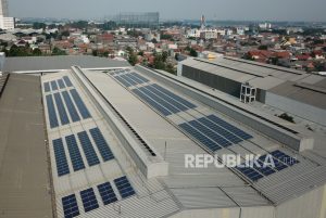 Kemenperin Minta Industri Manfaatkan Energi Surya